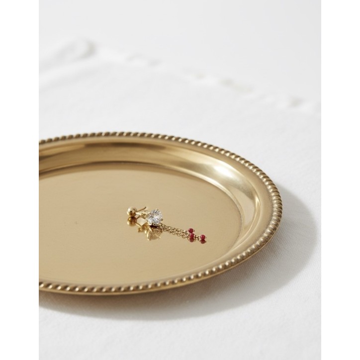 LA BOUCLE D'OREILLE LILI