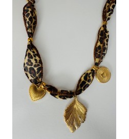 LE COLLIER DE SOIE LÉOPARD