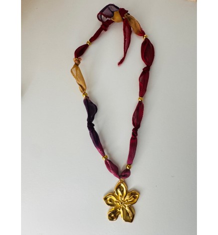 LE COLLIER DE SOIE ALEX