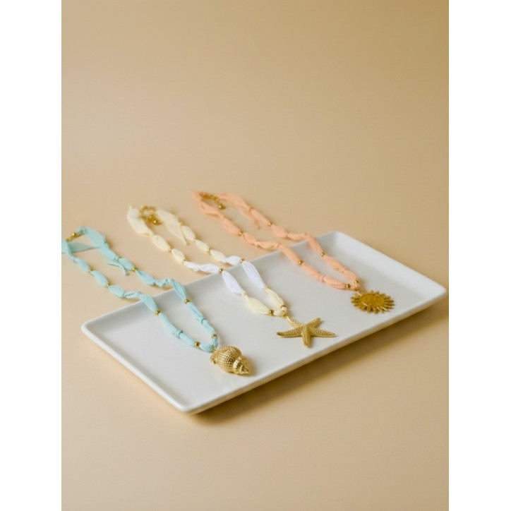 LES COLLIERS DE SOIE SYA